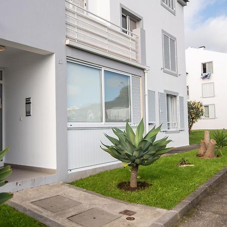 P&H Holiday Beach Apt Ponta Delgada  Exterior photo